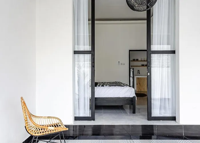 Rose 2 Bedrooms *